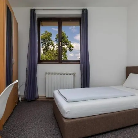 Apartment Karlovac Extérieur photo