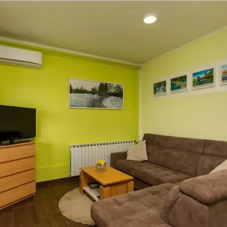 Apartment Karlovac Extérieur photo